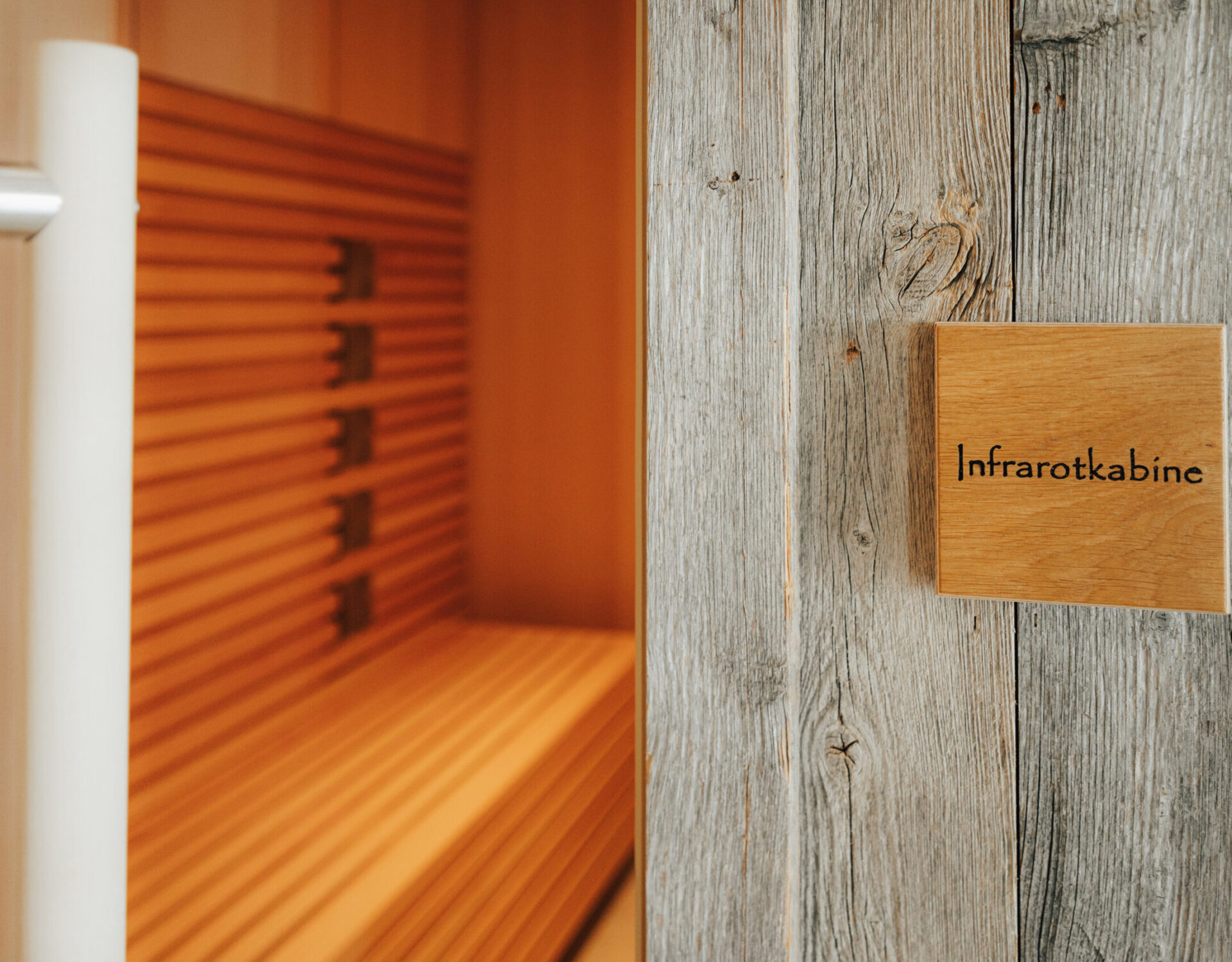 WILLKOMMEN HOTEL ZUR ROSE