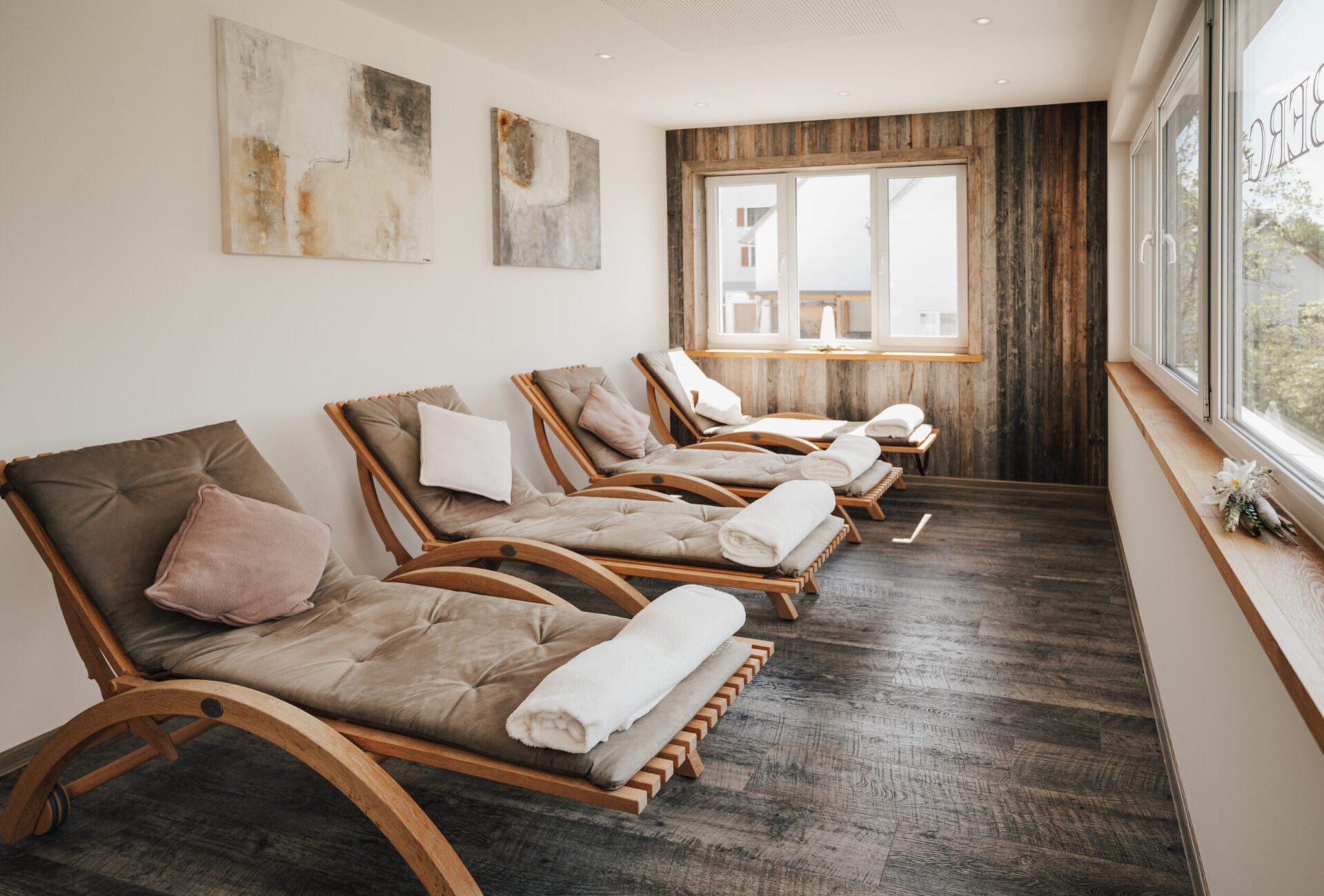 WILLKOMMEN HOTEL ZUR ROSE